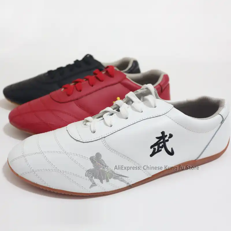 Close-up view of genuine cow leather upper construction and professional stitching details.
