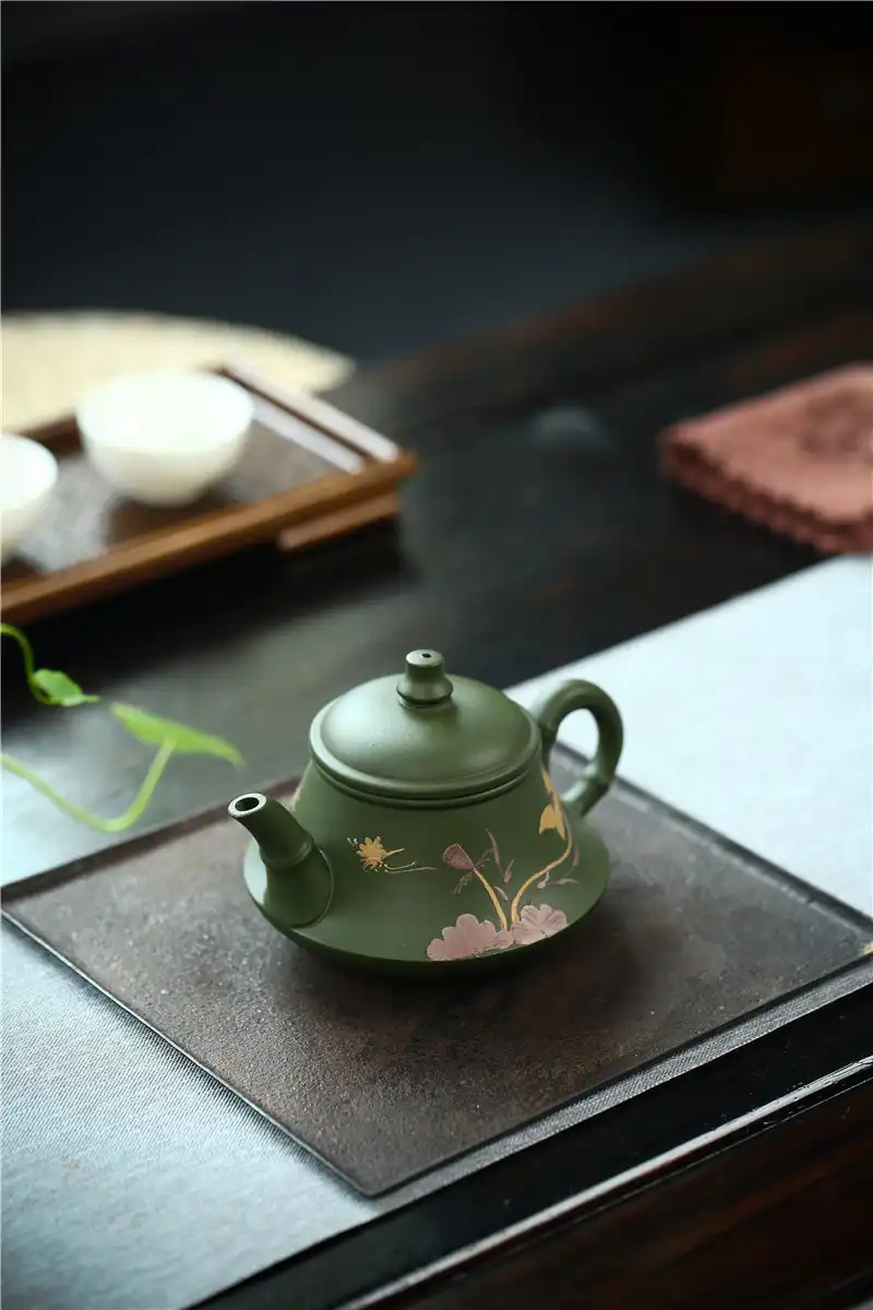 Traditional green mud purple clay showing natural mineral composition and unique Yixing texture quality.
