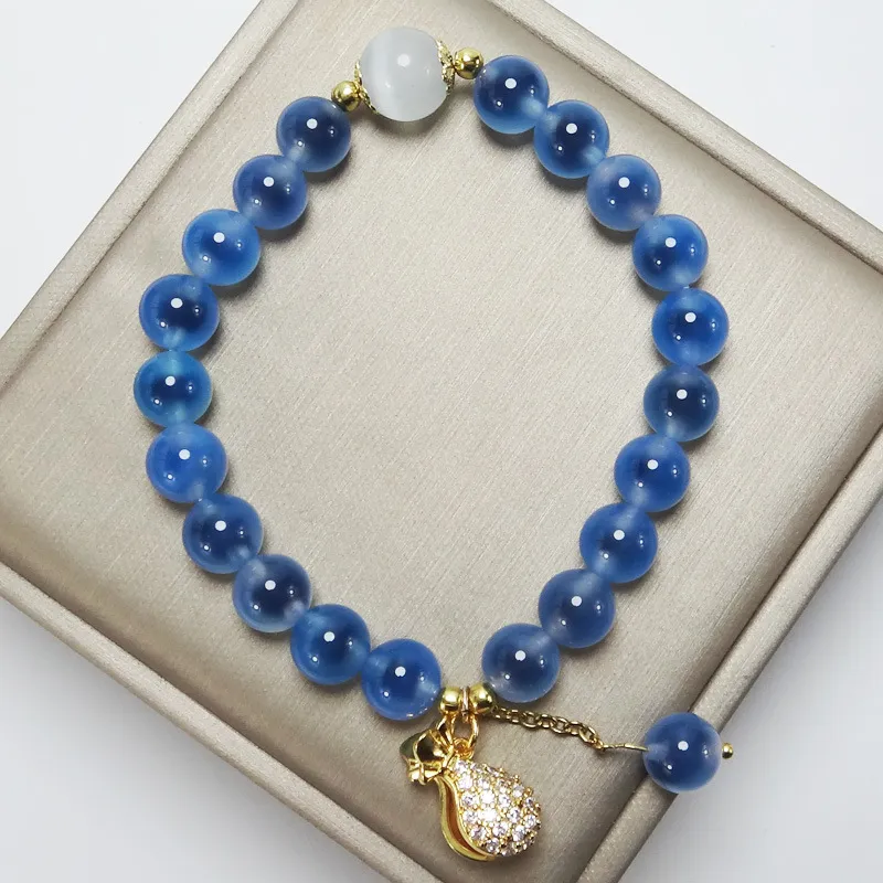 High-end natural agate bracelet displaying pure handmade craftsmanship and quality.