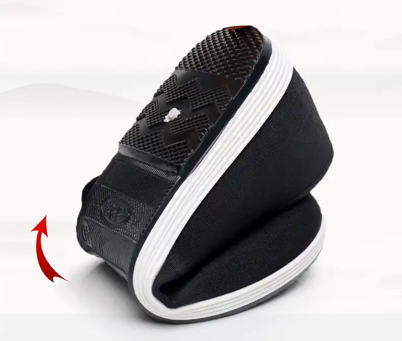 Sole pattern detail showing rubber outsole grip design for various training surface traction.