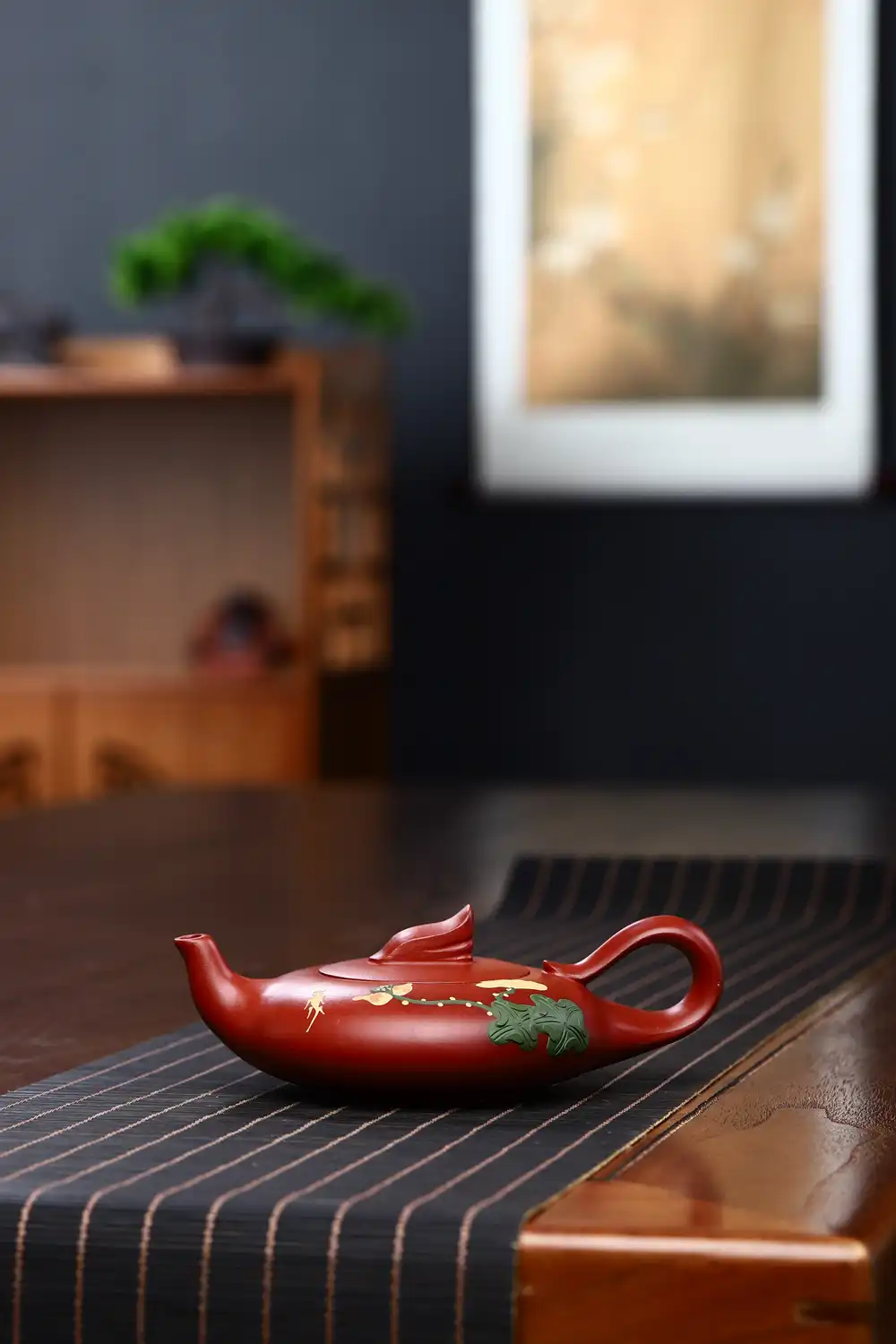 Complete traditional teaware collection with Dahongpao raw ore beauty teapot as elegant centerpiece.
