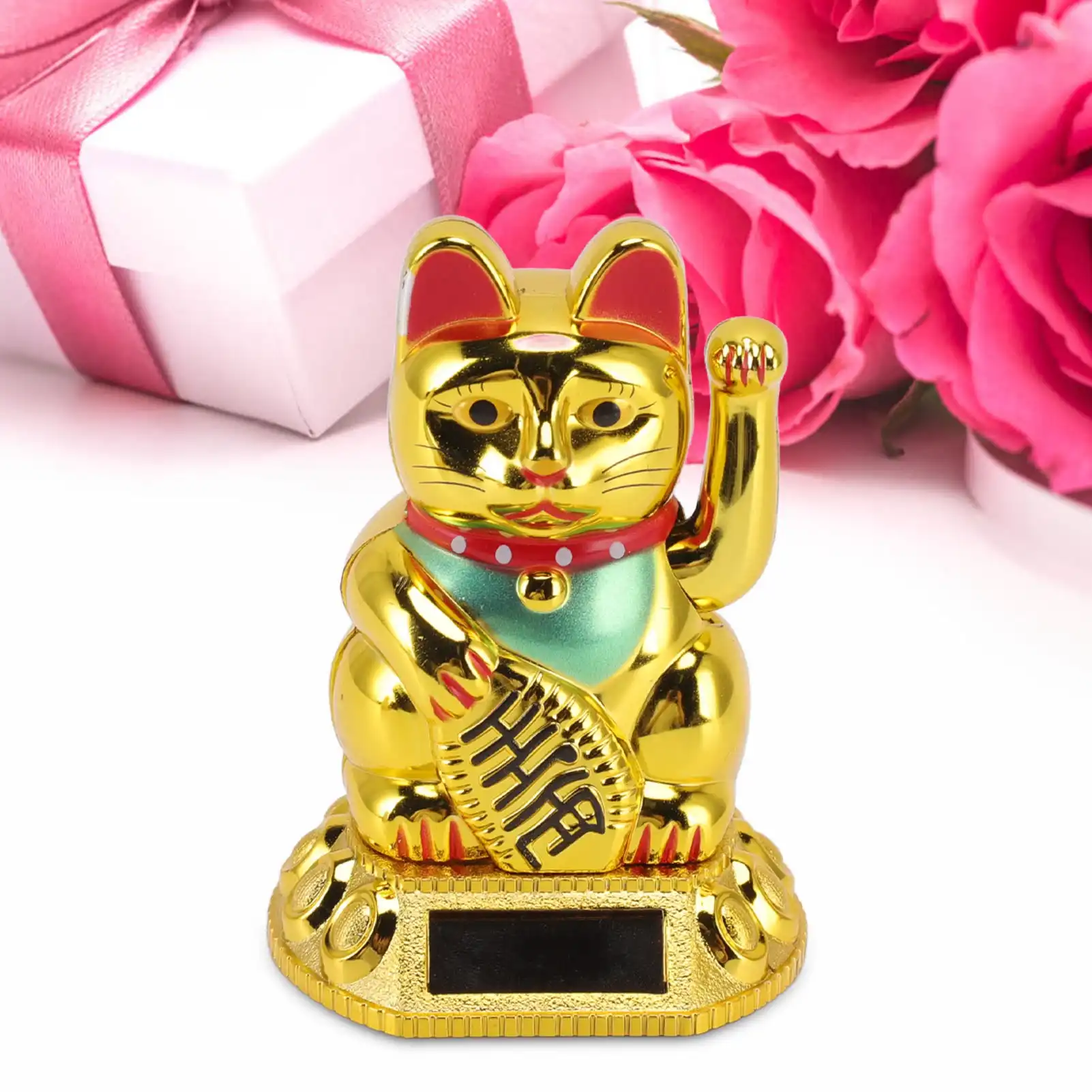 Gift box packaging showing lucky cat as perfect present for various occasions.