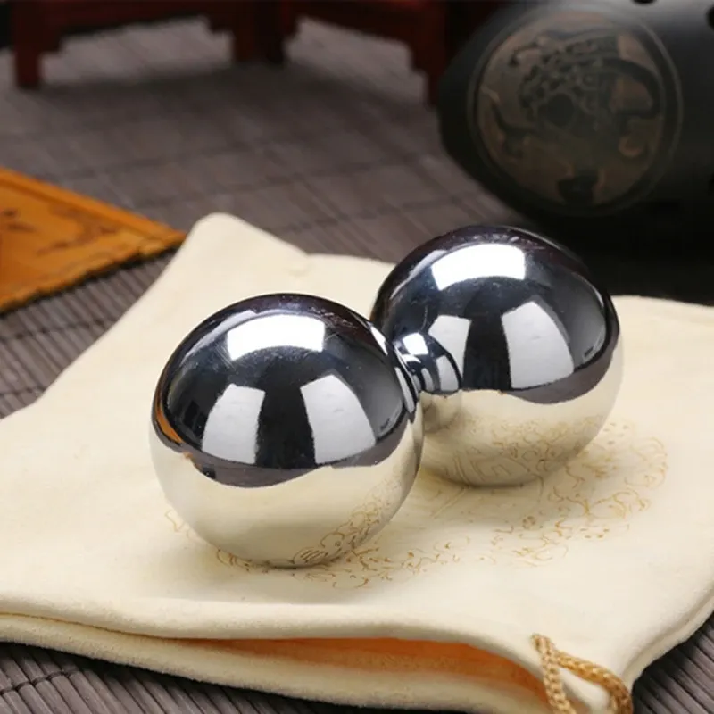 Traditional Chinese Baoding balls gift box packaging with two therapy balls included.