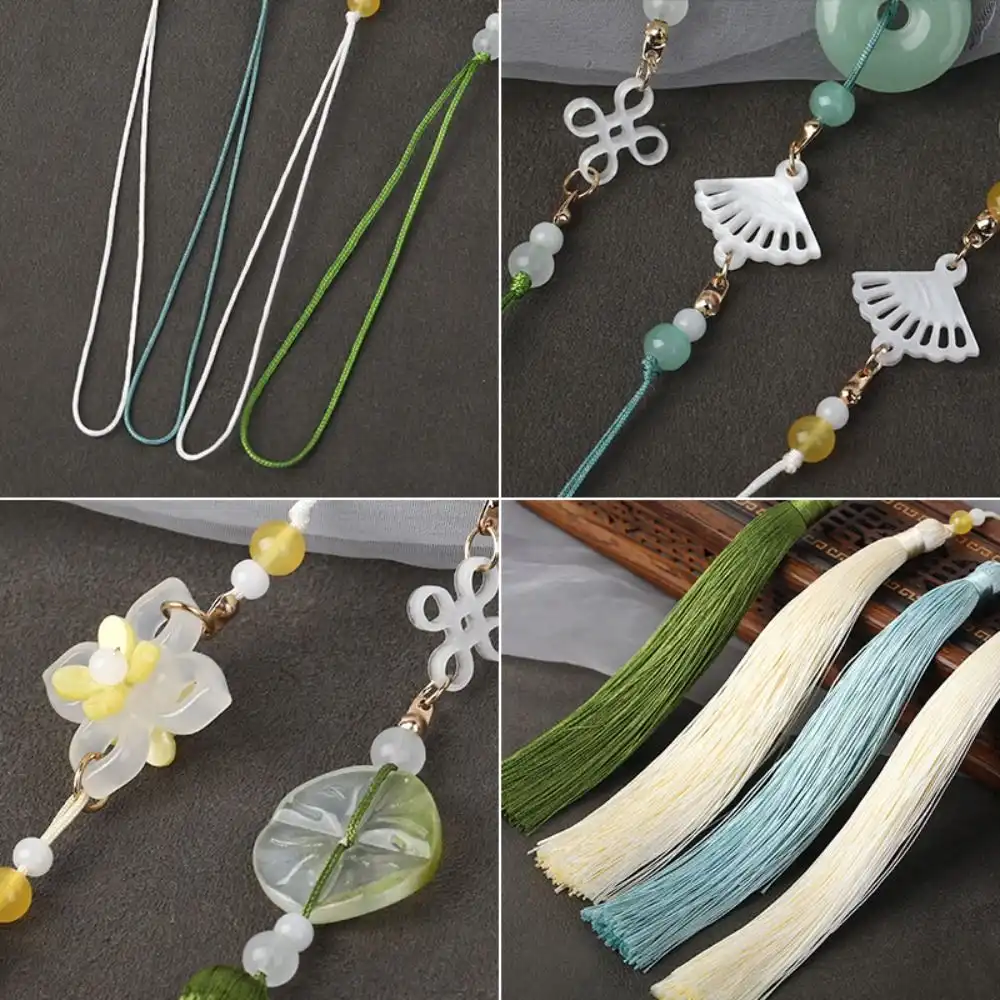 Tassel pendant texture showing zinc alloy construction and jade-like finish quality.