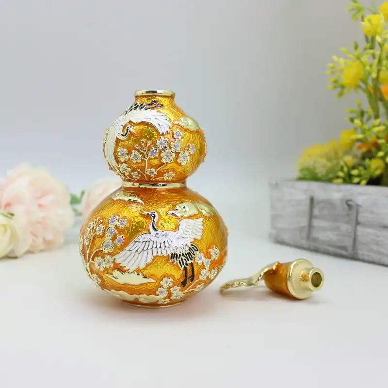 Hand-painted interior detail of wu lou trinket box showing artistic craftsmanship.