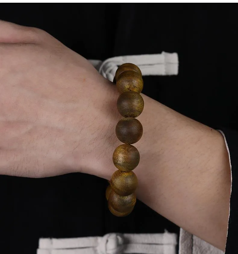 108 meditation mala beads arranged in circle showing traditional Buddhist prayer bead formation.
