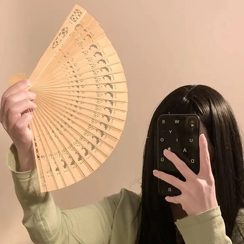 Folded Chinese hand fan measuring 23cm length for wedding bridal party decoration gifts.