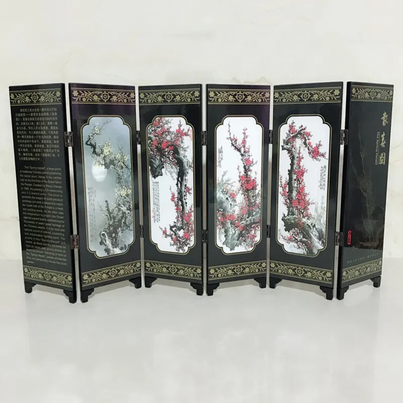 Office desktop placement of Chinese spring screen as commemorative business gift decoration.
